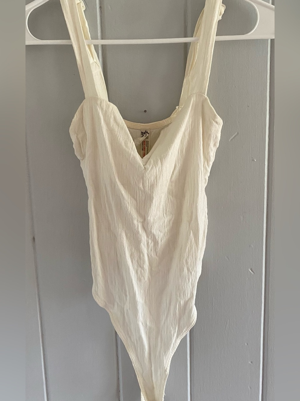 Free People Cream V-Neck Sleeveless Bodysuit
